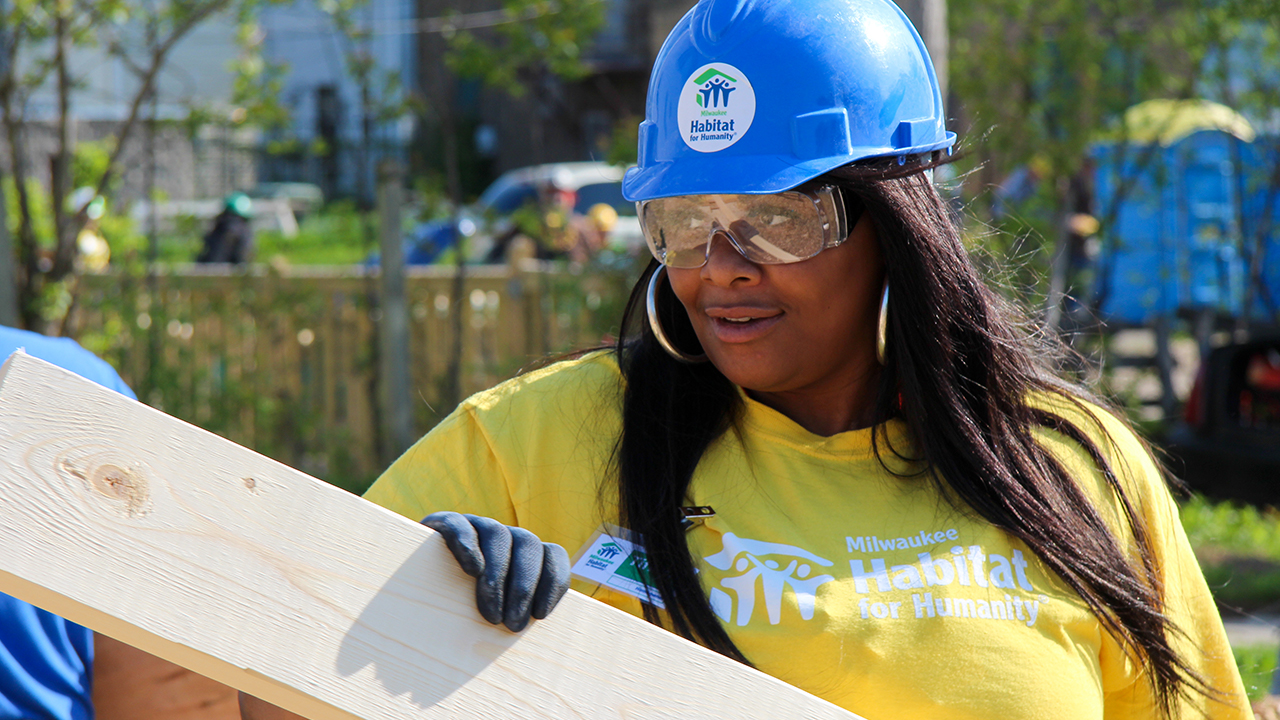Women Build Milwaukee Habitat for Humanity